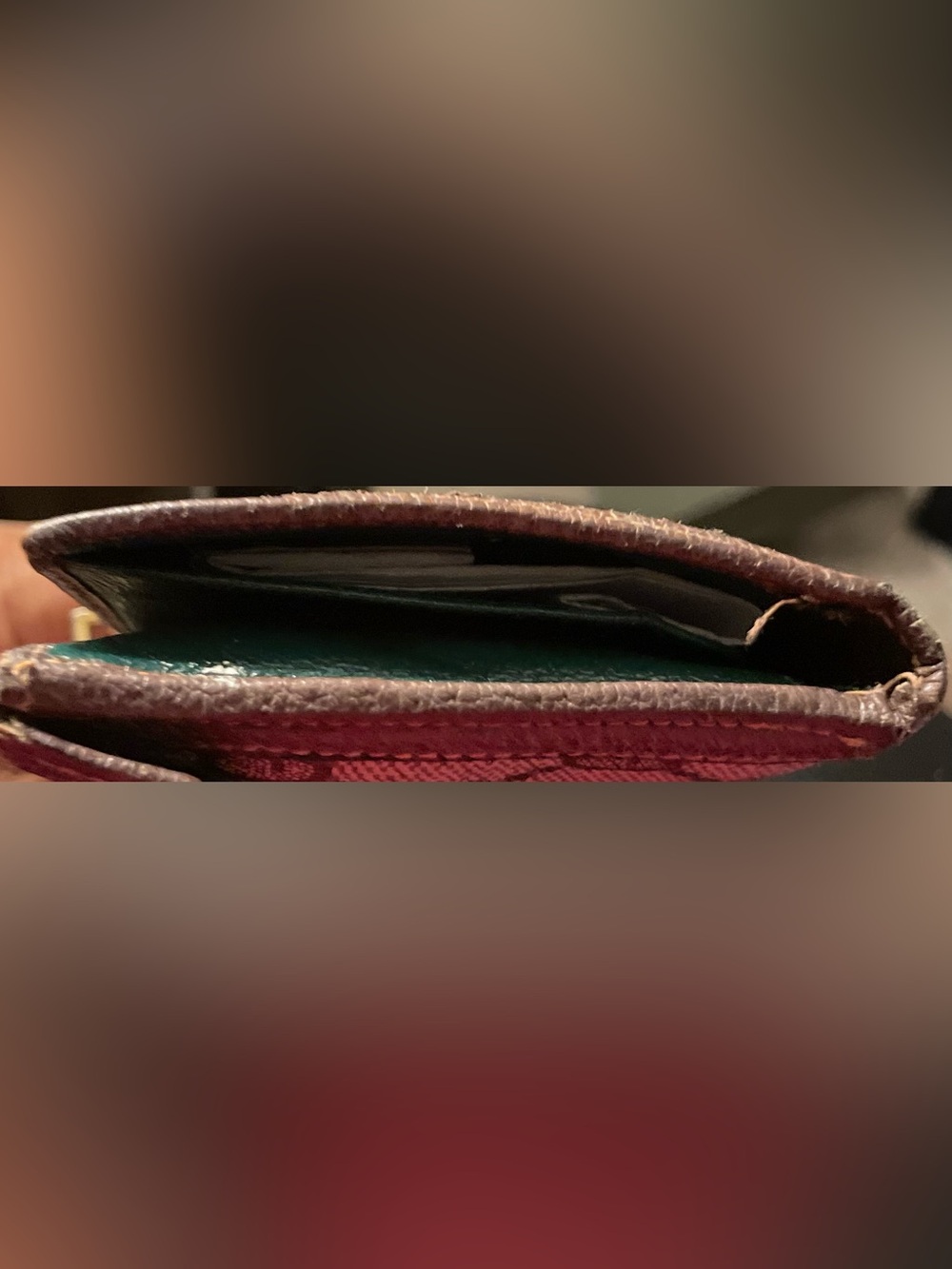 Gucci Beige GG Supreme Canvas Wallet with Red and Green Web Stripe - Picture 8 of 8